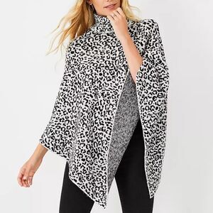 Ann Taylor Leopard Print Turtleneck Relaxed Fit Poncho Size M/L
